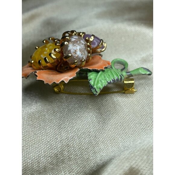 Orange Flower enamel brooch pin - Picture 5 of 6